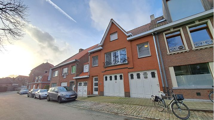 Comfortabele 2-slaapkamerwoning met Garage en Tuin te huur in Sint-Andries Brugge | Lange Vesting 53 Sint-Andries (8200) | De Brugse Databank Vastgoed - immo - real estate -  050 34 34 20