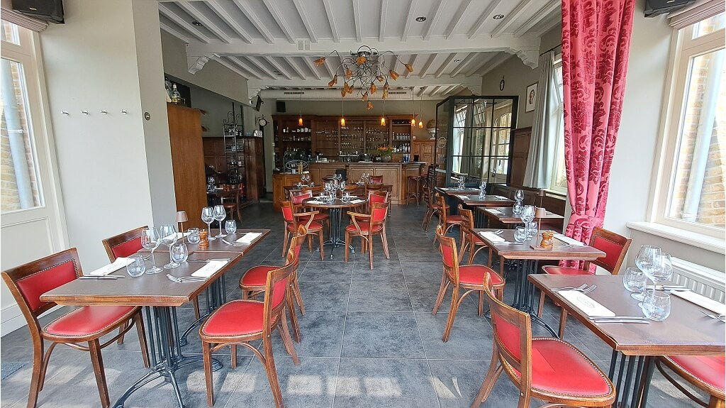 Overname instapklare brasserie met Terras, Tuin en Woonst in Sint-Andries Brugge