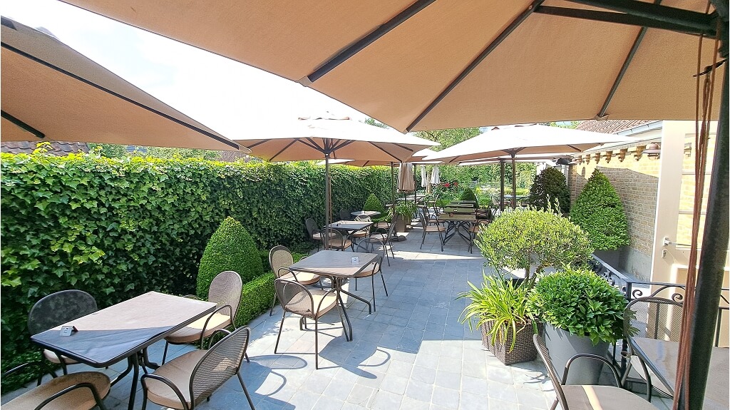 Overname instapklare brasserie met Terras, Tuin en Woonst in Sint-Andries Brugge