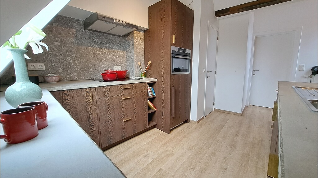 Volledig vernieuwd 1-slaapkamerappartement te huur in Brugge