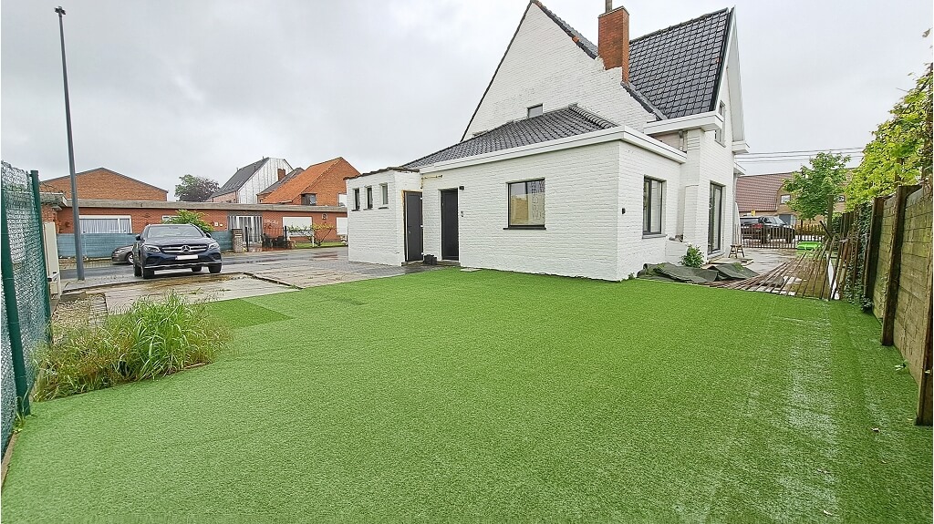 Ruim Duplex-Appartement met Terras -Tuin te huur in Meulebeke