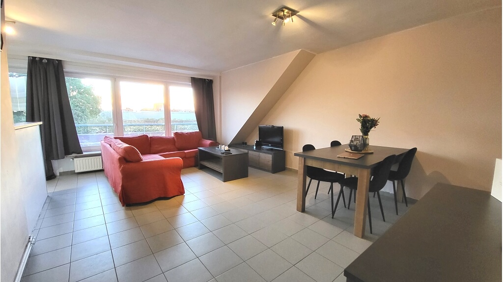 Instapklaar appartement met ruim terras te huur in Sint-Andries Brugge