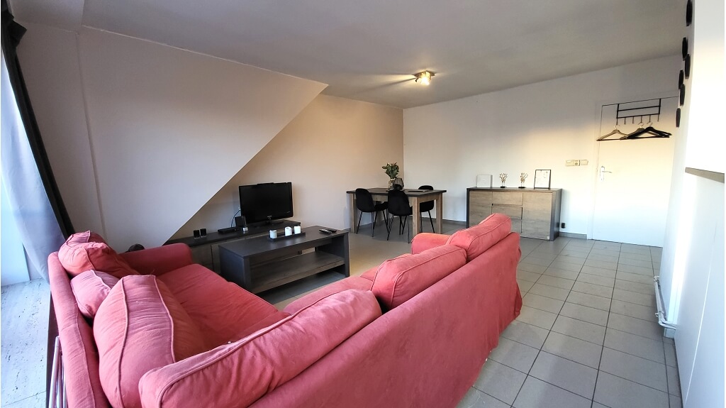 Instapklaar appartement met ruim terras te huur in Sint-Andries Brugge