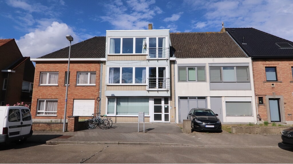 Instapklaar appartement met ruim terras te huur in Sint-Andries Brugge