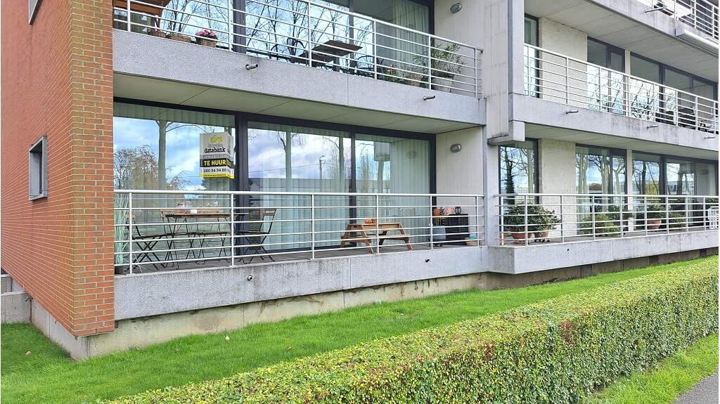 Lichtrijk appartement met Terras en Autostandplaats te huur in Assebroek Brugge