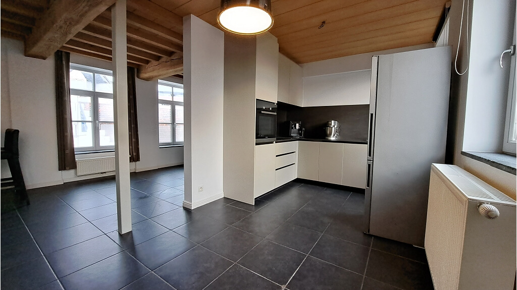 Eigentijds Duplex-Appartement in Loftstijl te huur in Brugge