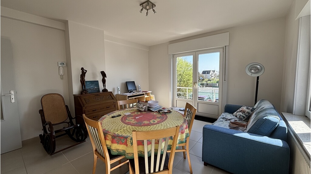 Instapklaar 2-slaapkamerappartement te huur in Zeebrugge