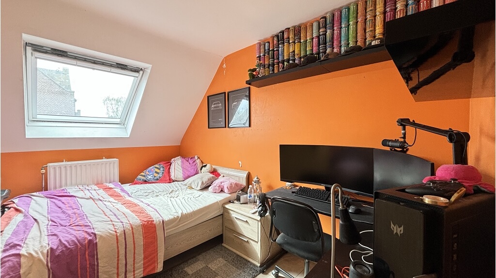Ruime 3-slaapkamerduplex met Autostandplaats te huur in Zedelgem