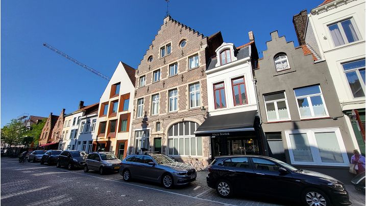 Eigentijds en gezellig 1-slaapkamerappartement te huur in Brugge | Ezelstraat 40 Brugge (8000) | De Brugse Databank Vastgoed - immo - real estate -  050 34 34 20