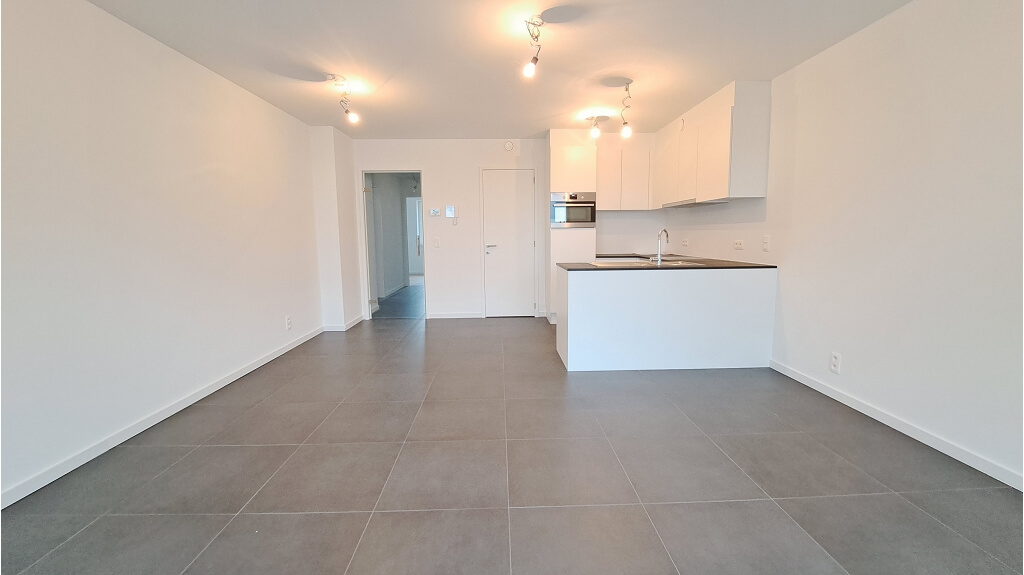 Nieuwbouw appartement met Terras en Carport te huur in Brugge