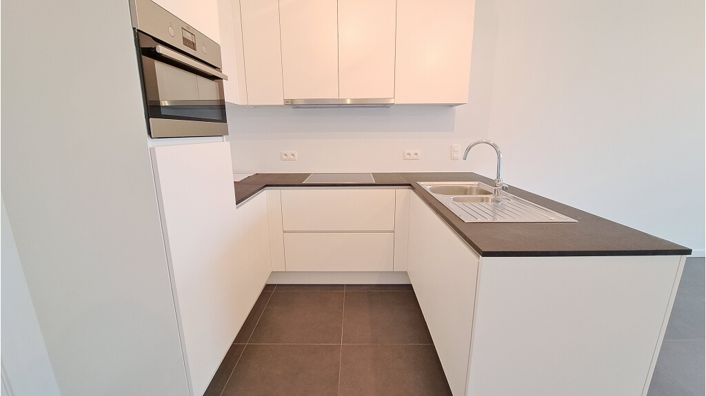 Nieuwbouw appartement met Terras en Carport te huur in Brugge