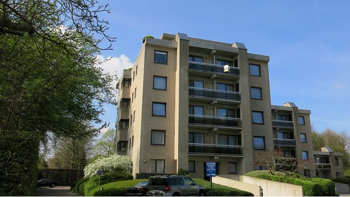 Ruim 2-slaapkamer appartement met Terras en Garage te huur in Assebroek Brugge | Jan Moritoenstraat 3 Assebroek (8310) | De Brugse Databank Vastgoed - immo - real estate -  050 34 34 20
