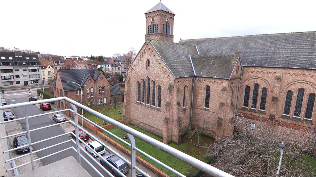 Ruim 3-slaapkamerappartement met 2 terrassen te huur in Sint-Andries Brugge