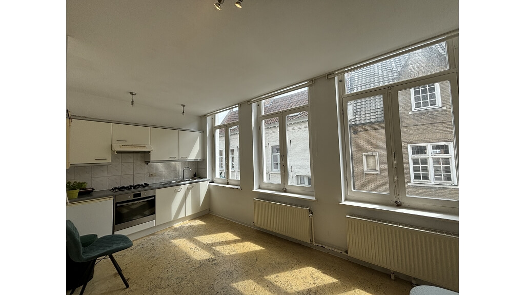 Lichtrijk 2-slaapkamerappartement te huur in Brugge