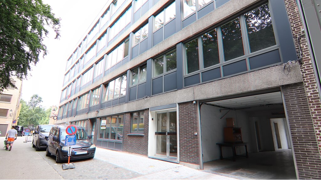 Garagebox te huur aan het Beursplein in Brugge