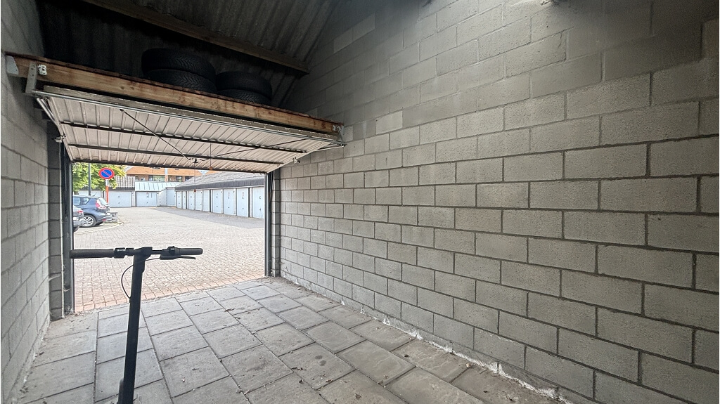 GARAGEBOX te huur in centrum Brugge
