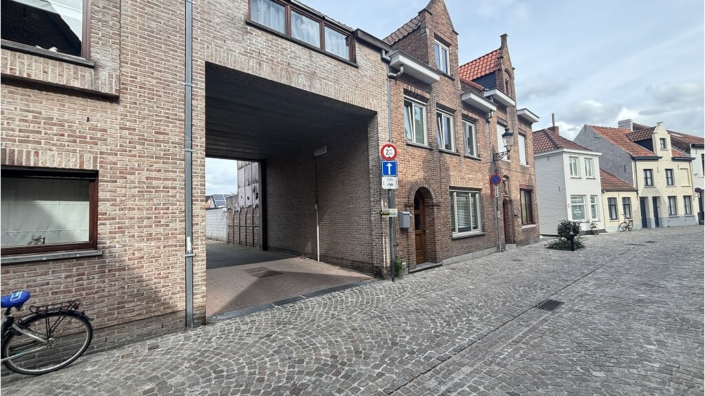 GARAGEBOX te huur in centrum Brugge