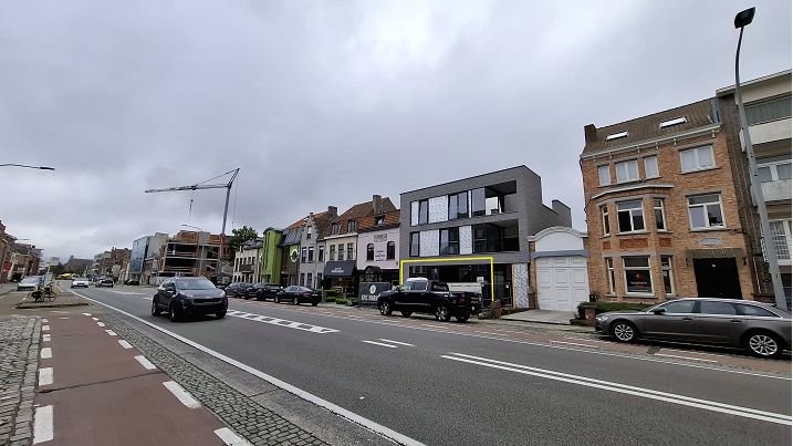 Ruim Casco Handelspand te huur in Sint-Andries Brugge | Gistelse Steenweg 203 Sint-Andries (8200) | De Brugse Databank Vastgoed - immo - real estate -  050 34 34 20
