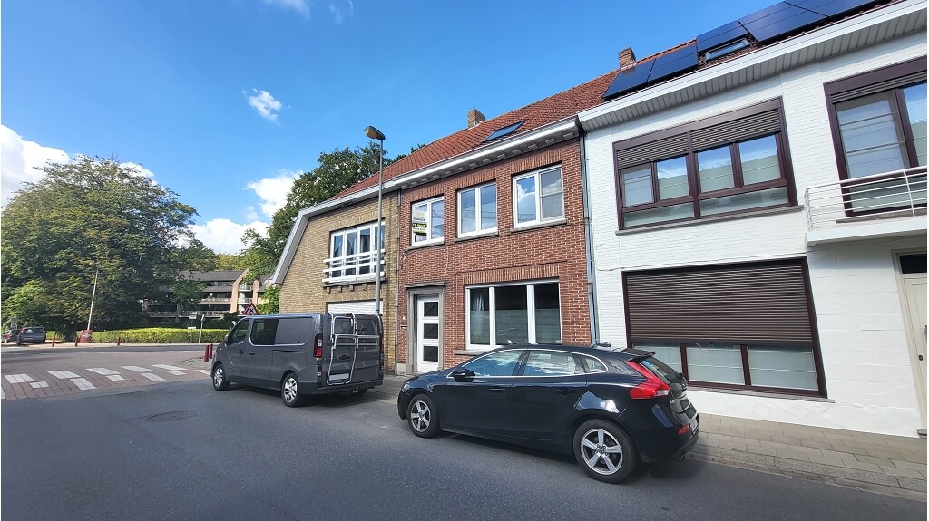 Ruime 3-slaapkamerwoning met terras en tuin te huur in Sint-Kruis Brugge