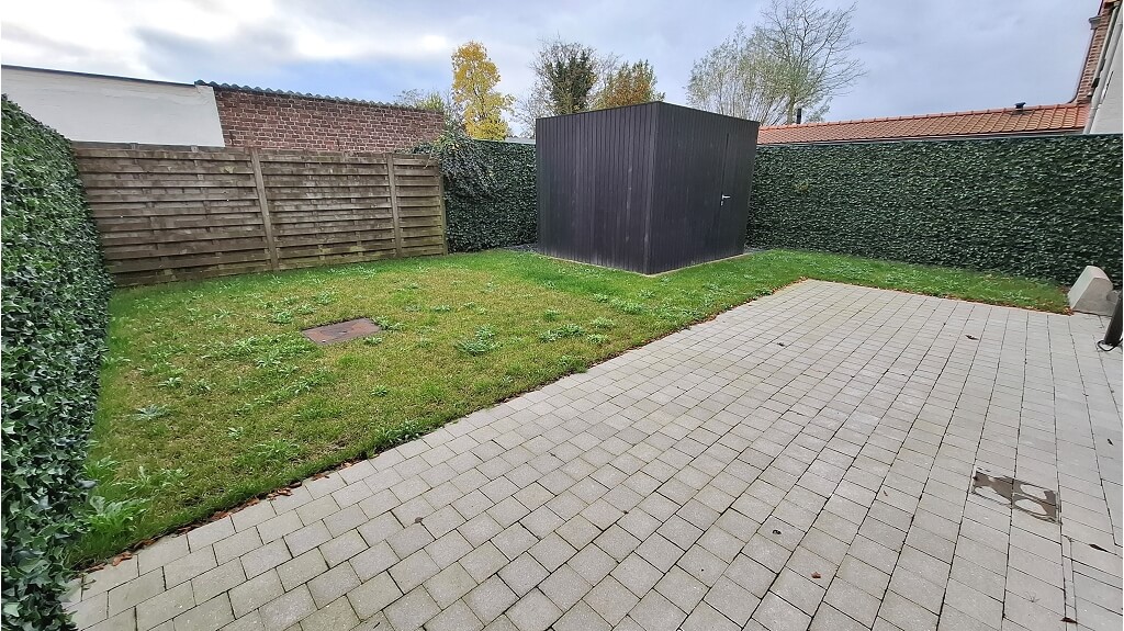 Recente woning met 3 slaapkamers Carport en Tuin te huur in Jabbeke