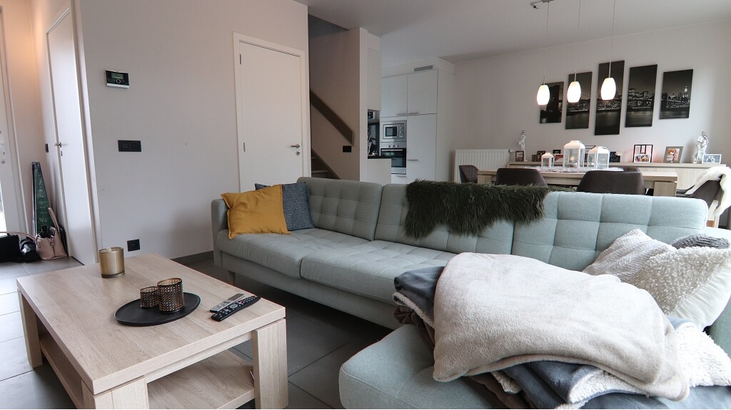 Recente woning met Terras en Autostandplaats te huur in Torhout