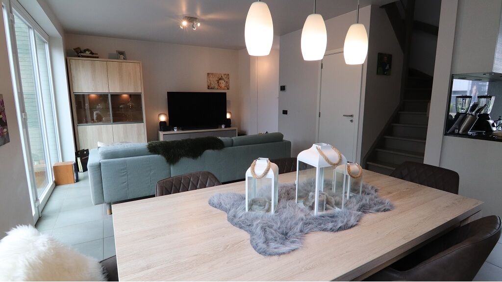 Recente woning met Terras en Autostandplaats te huur in Torhout