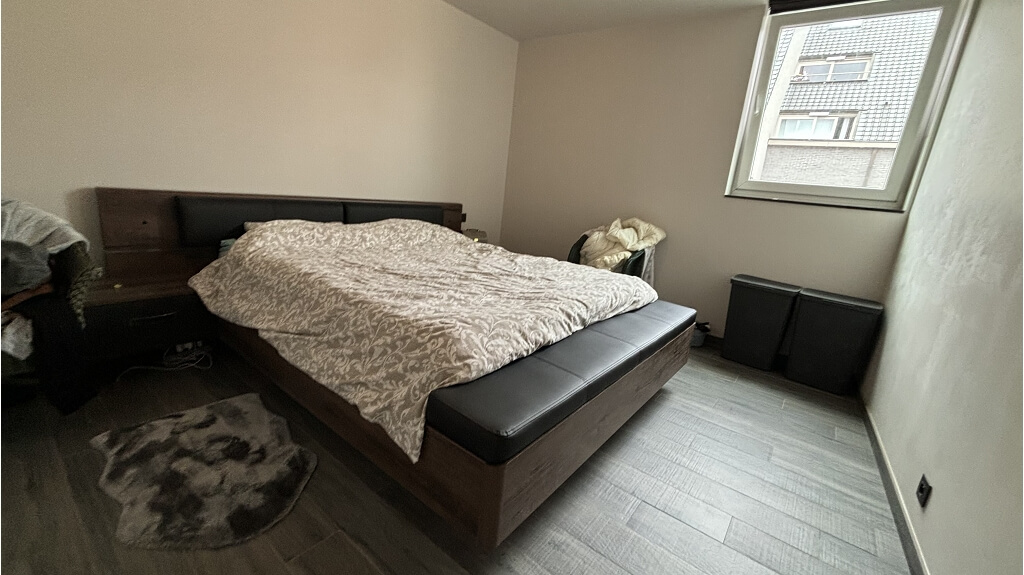 Recente woning met Terras en Autostandplaats te huur in Torhout