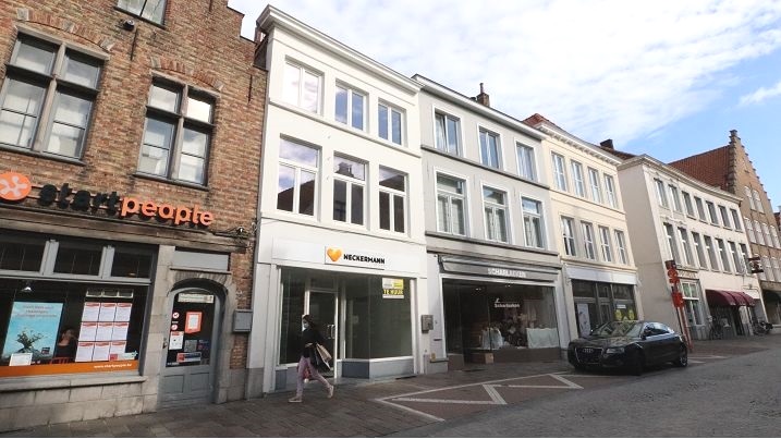 Kantoorruimte te huur in de Smedenstraat in Brugge | Smedenstraat 22 Brugge (8000) | De Brugse Databank Vastgoed - immo - real estate -  050 34 34 20