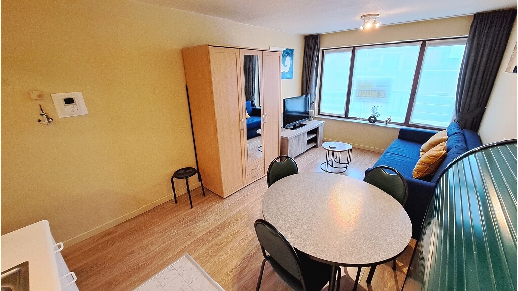 Gemeubelde studio te huur in Oostende