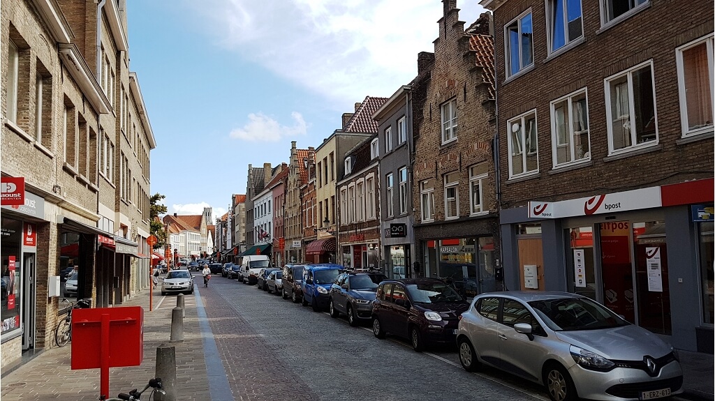 Comfortabel gelijkvloers 2-slaapkamerappartement te koop in Brugge