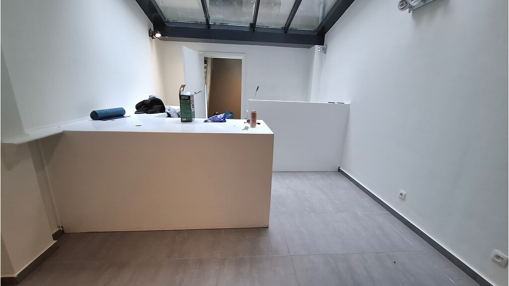 Handelspand met duplexappartement te koop in Blankenberge