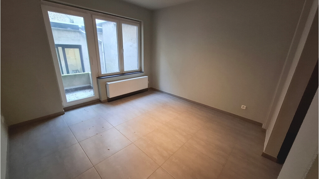 Handelspand met duplexappartement te koop in Blankenberge