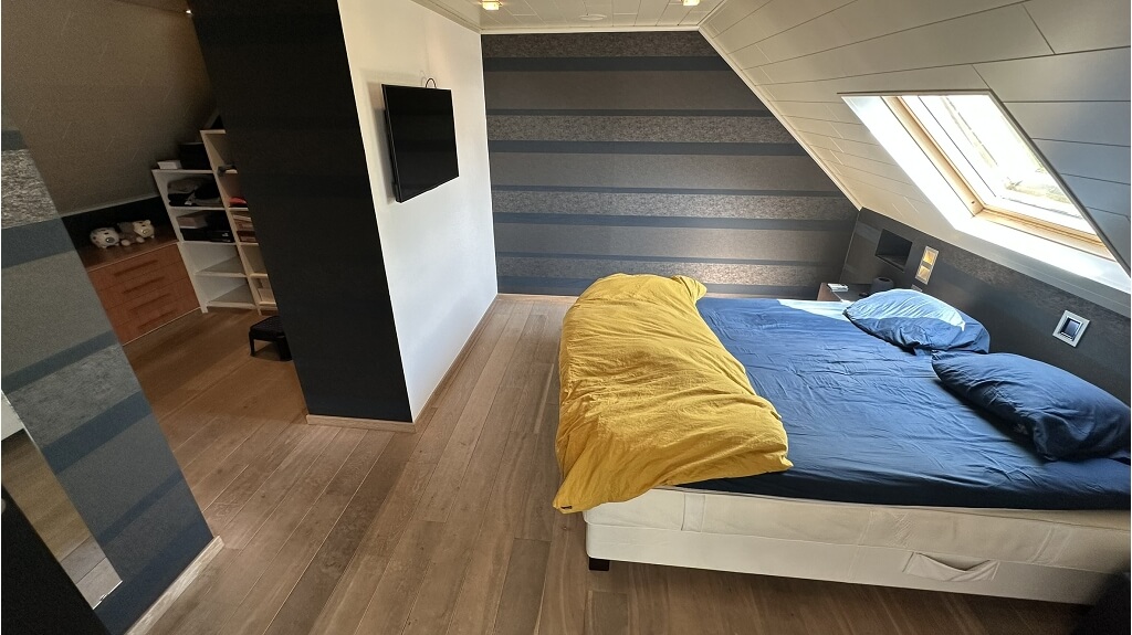 Ruim woon- en handelshuis met loods (280m) te koop in Aartrijke Zedelgem