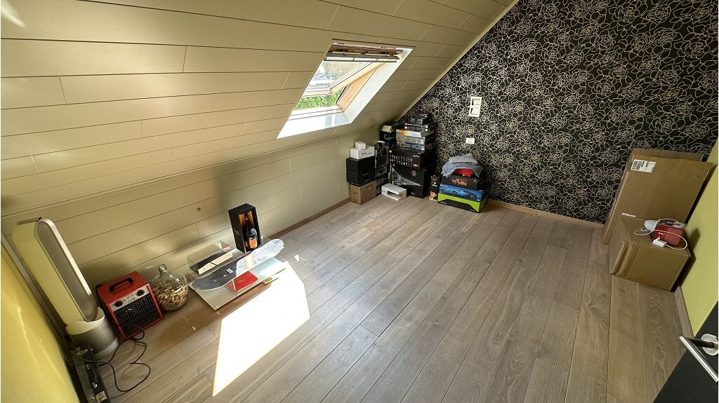 Ruim woon- en handelshuis met loods (280m) te koop in Aartrijke Zedelgem