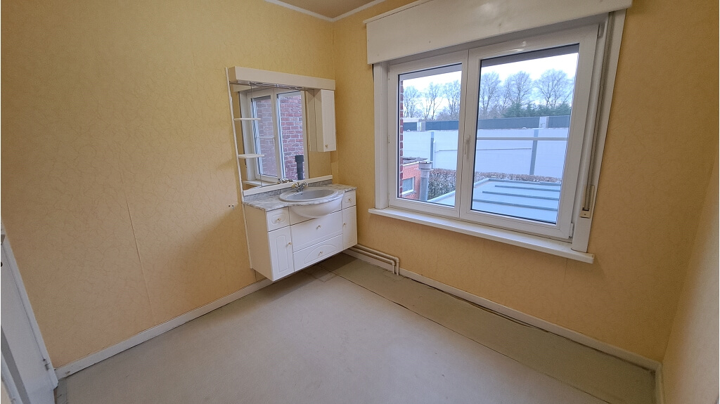 Karaktervolle 3-slaapkamerwoning met Garage en Tuin te koop in Sint-Kruis Brugge