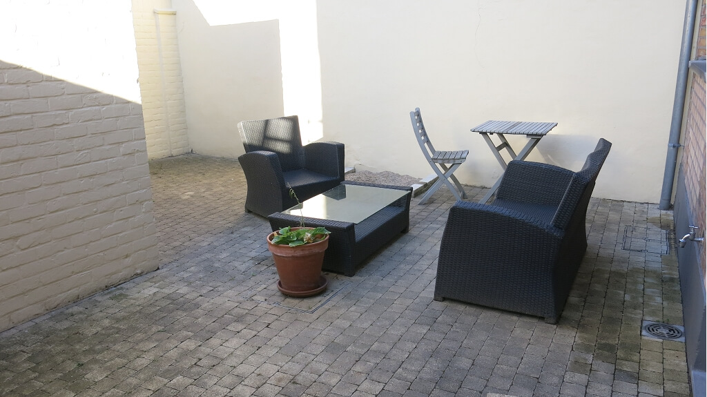 Comfortabele 2-slaapkamerwoning met ruim TERRAS te koop in Brugge