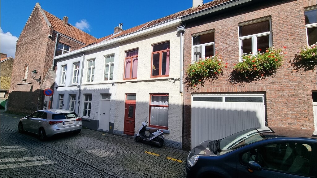 Comfortabele 2-slaapkamerwoning met TERRAS te koop in Brugge