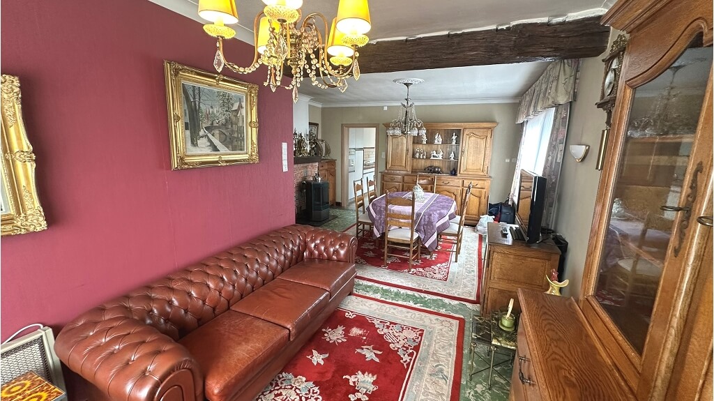 Op te frissen 2-slaapkamerwoning met Tuin en Garage te koop in Loppem Zedelgem