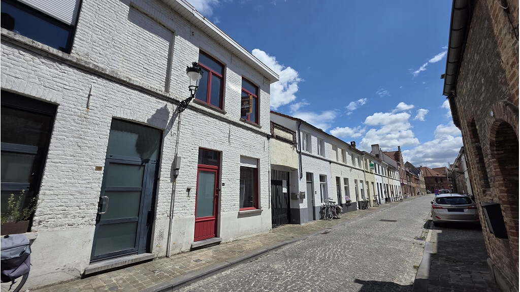 Comfortabele 3-slaapkamerwoning met Terras te koop in Brugge