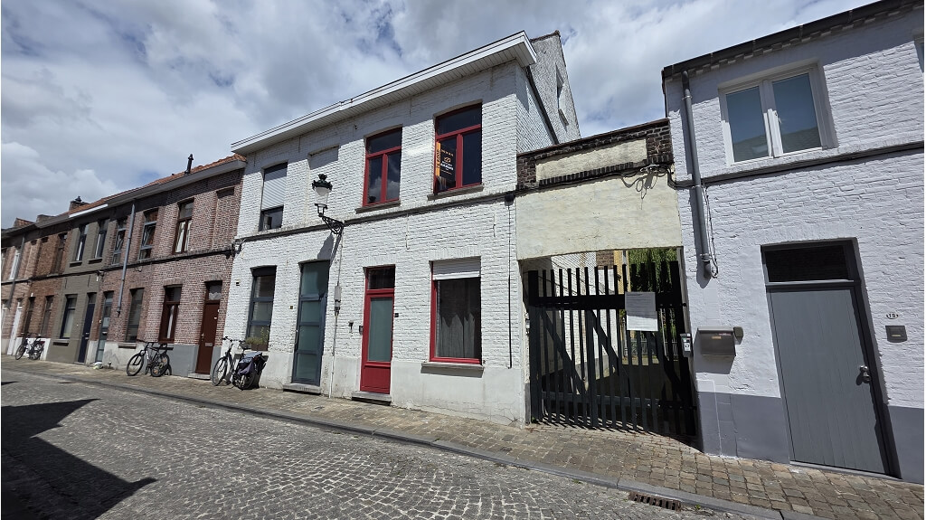 Comfortabele 3-slaapkamerwoning met Terras te koop in Brugge