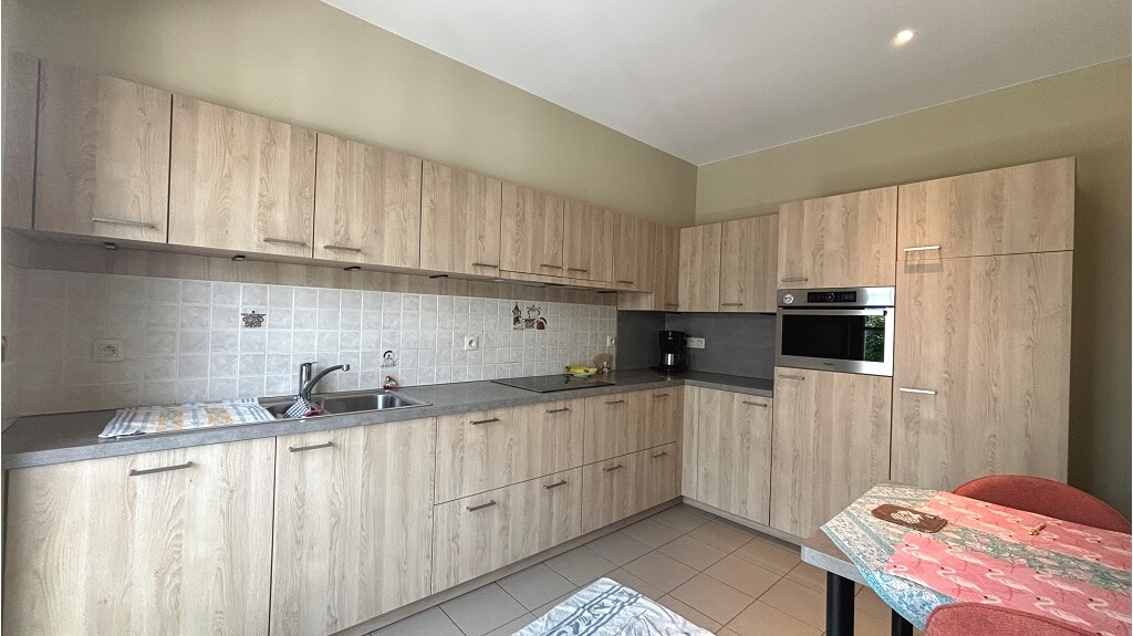 Ruime 3-slaapkamerwonig met Garage en Tuin te koop in Sint-Kruis Brugge